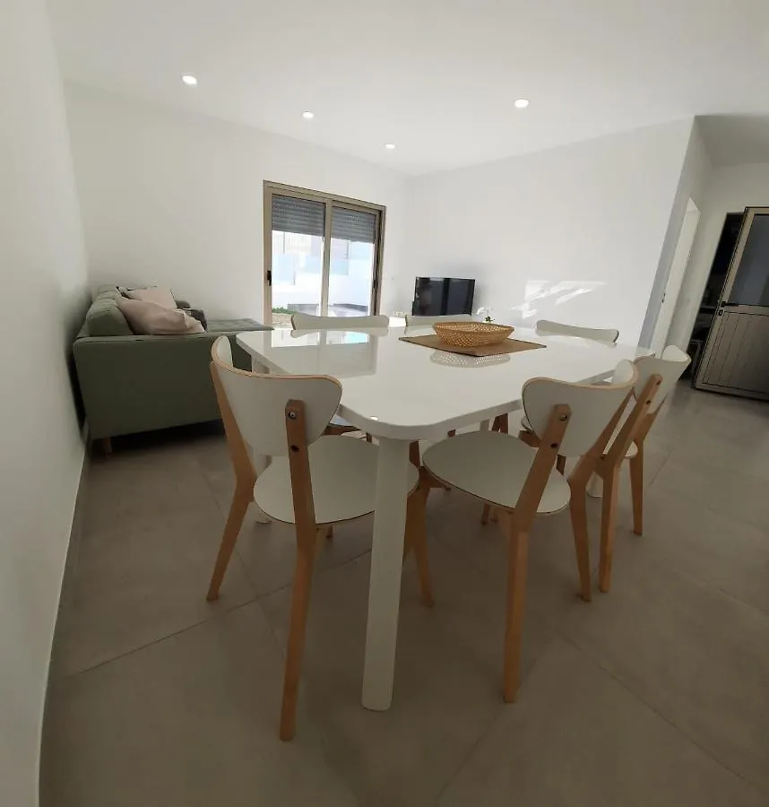 Lovely Home, Wifi, Jardim Armacao de Pera